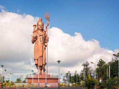 Die riesige Shiva-Statue