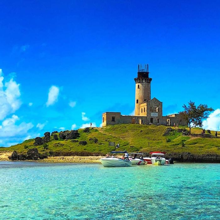 5 Islands Speedboat Tour